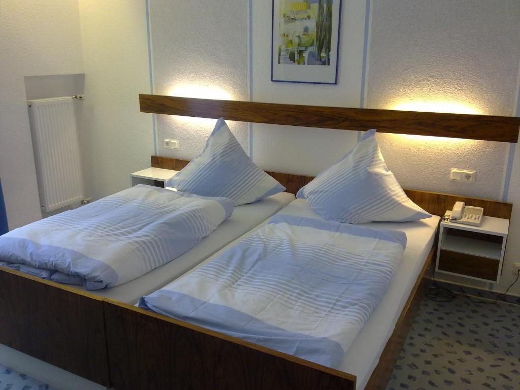 Hotel Diana Garni Bad Bertrich Szoba fotó